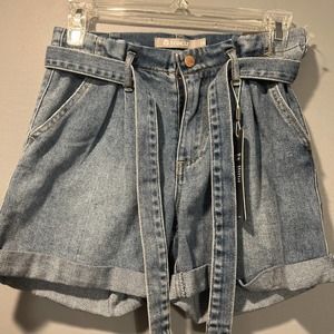 * Girls Tractr Jean Shorts
